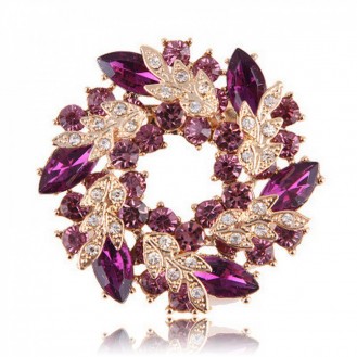 Брошь женская BROCHE бижутерия с кристаллами Венец из листьев BRBF110444 фиолетовая