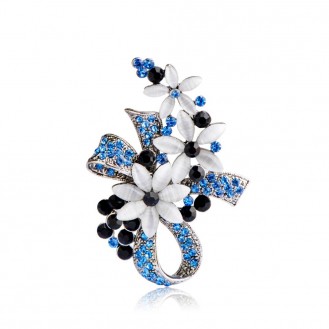 Брошь женская BROCHE бижутерия с кристаллами Цветы Нежный шелест синяя BRBF111164