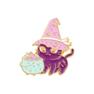 Брошь-значок женская BROCHE бижутерия Животные Кошка Ведьмочка в шляпе фиолетовая BRGV113221