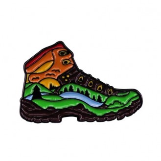 Брошь-значок BROCHE бижутерия Туризм Обувь Ботинок разноцветная BRGV114202