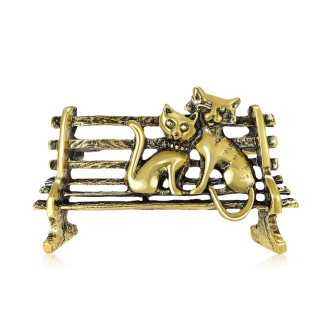 Брошь BROCHE бижутерия Животные Котики на лавочке золотистая BRBF115155