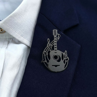 Брошь из стали BROCHE бижутерия Музыка Гитара с нотами чёрная BRSF115221